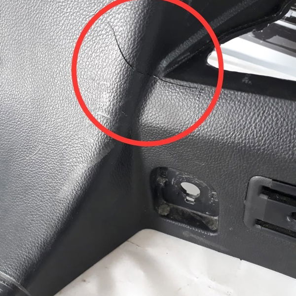 Forro Direito Porta Malas Gm Captiva 2014 Detalhe