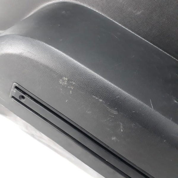 Forro Esquerdo Porta Malas Gm Captiva 2014 Detalhe