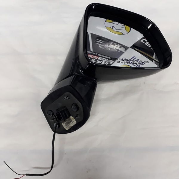 Retrovisor Direito Gm Captiva 2014 Detalhe