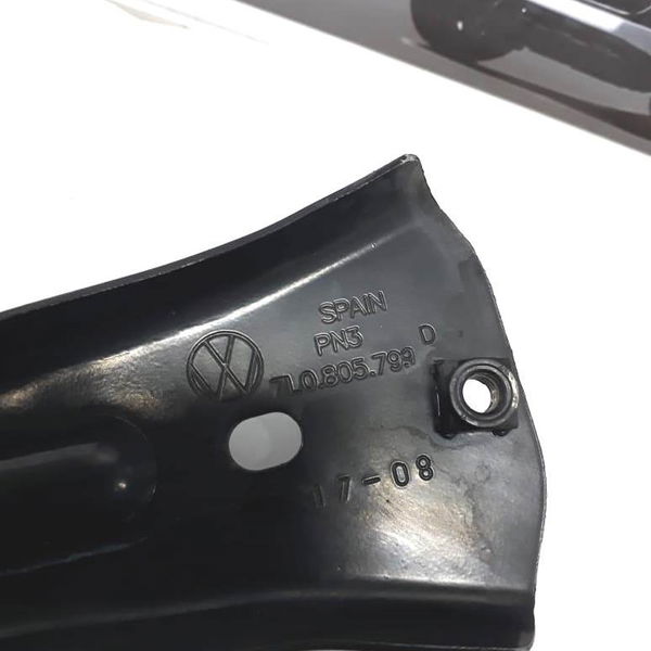 Suporte Central Painel Frontal Touareg 4.2 V8 2007 2008 2009