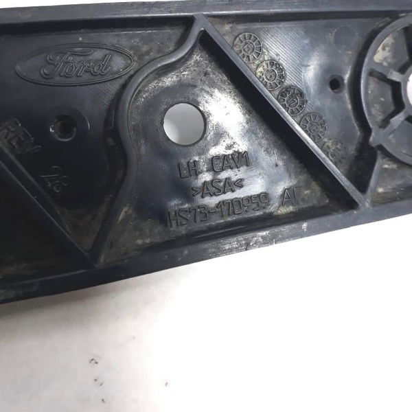Guia Suporte Parachoque Esquerdo Ford Fusion 2017 2018 