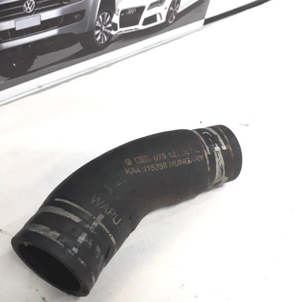 Mangueira Água Touareg 4.2 V8 2008 2009 2010  079121057l