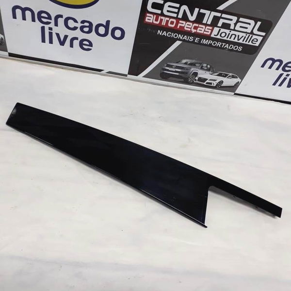 Acabamento Coluna Porta Dianteira Direita Bmw X1 2017 2018