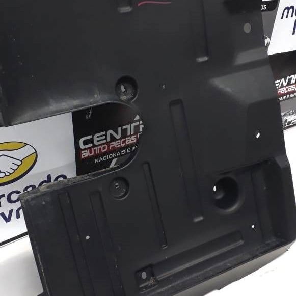 Protetor Acabamento Asoalho Direito Fiat Toro 1.8 Flex 2019