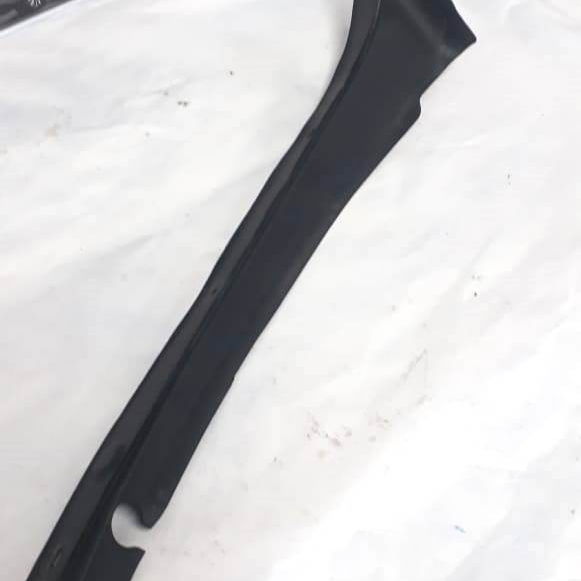 Acabamento Direito Lateral Painel Bmw F30 320i 2017 2018 