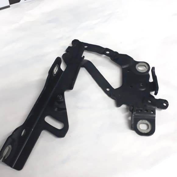 Dobradiça Braço Direito Capo Dianteiro Bmw 320i F30 2013 2014 2015 2016