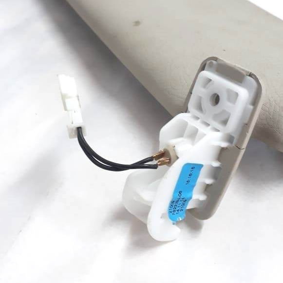 Quebra Sol Lado Direito Original Bmw 320i F30 2013 2014 2015 2016
