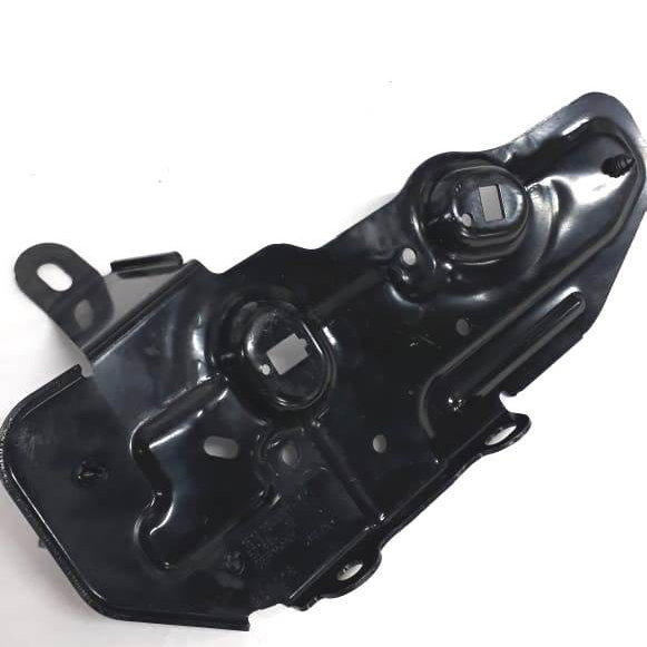 Suporte Tampa Placa Gargalo Combustível Bmw 320i 2013 2014 2015 2016 16127244171