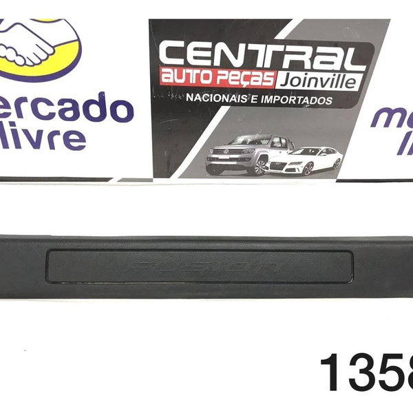 Acabamento Soleira Dianteira Direita Fusion 2.0 2017 2018