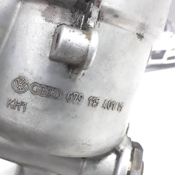 Suporte Filtro Óleo Touareg 4.2 V8 2007 2008 2009 2010 079115401m