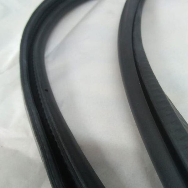 Borracha Porta Traseira Esquerda Vw Touareg 2008