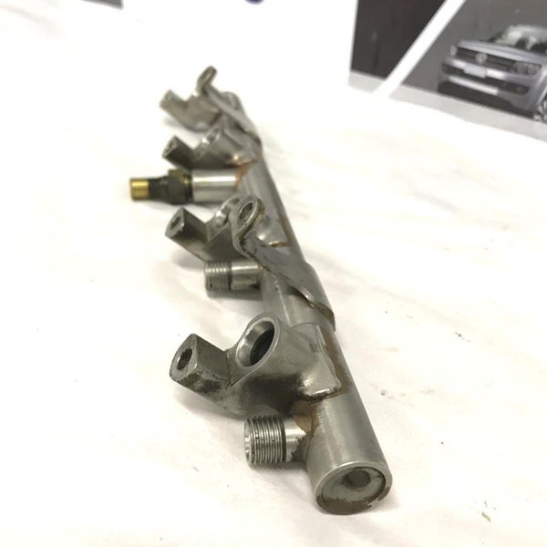 Flauta Bico Injetor Direita Touareg 4.2 V8 2007 2008 2009 2010 - 079133316e