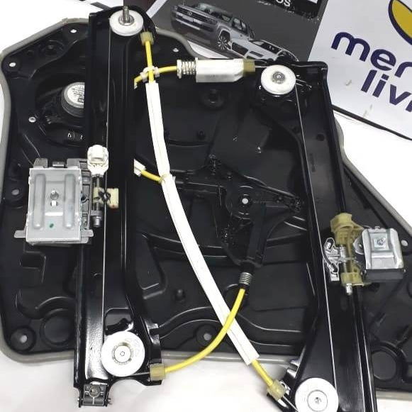 Máquina Vidro Traseira Direita Mercedes Cla 200 2017 2018