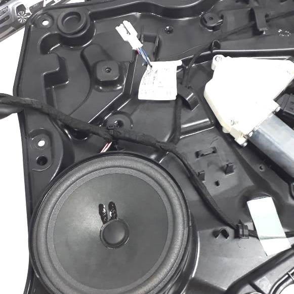 Máquina Vidro Traseira Direita Mercedes Cla 200 2017 2018