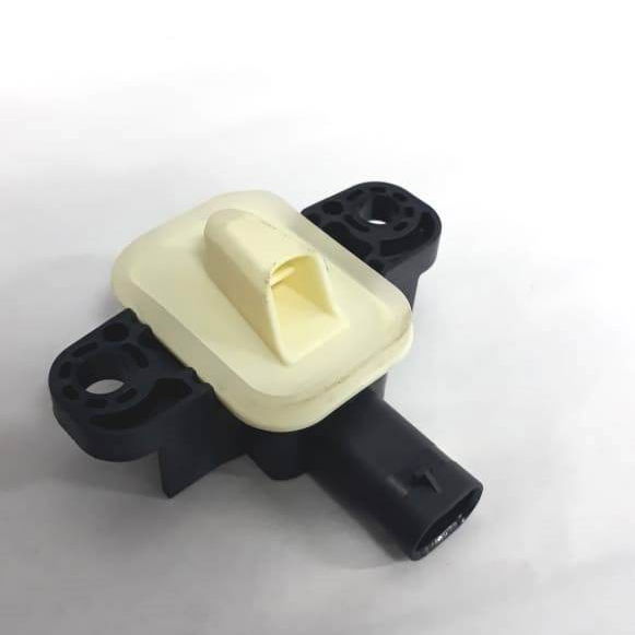 Sensor Airbag Impacto Lateral Direito Mercedes Gla 200 2018