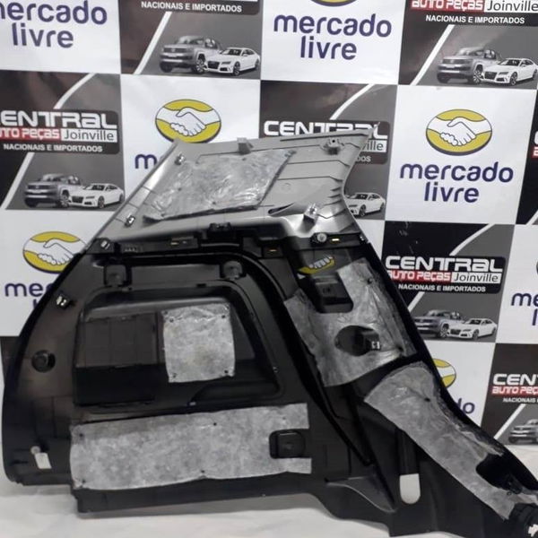 Acabamento Lateral Direito Porta Malas Gm Tracker 2017 2018