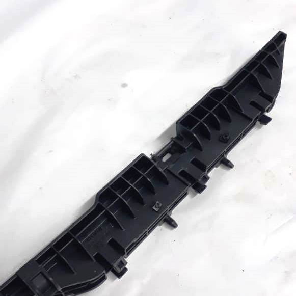 Suporte Porta Malas Cayenne 4.5 V8 2003 2004 2005 2006
