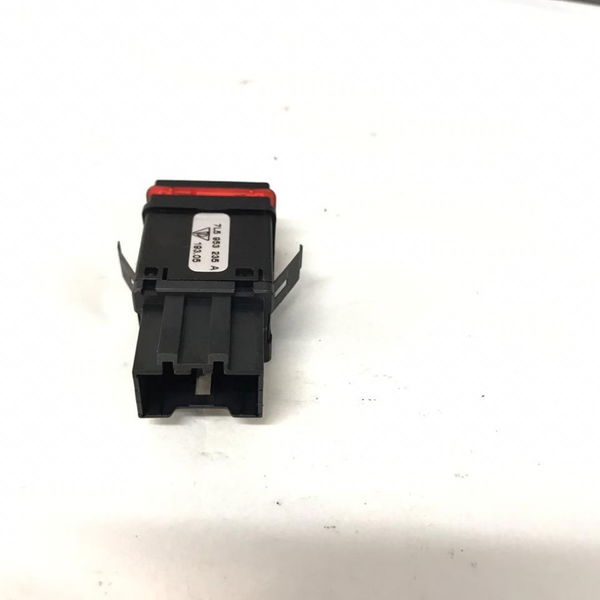 Botão Interruptor Pisca Alerta Cayenne V8 03 2004 2005 2006