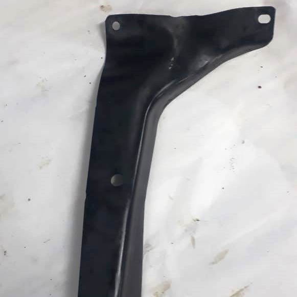 Suporte Tanque Combustível Cayenne V8 04 2005 2006 7l0201400