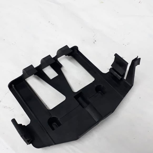 Suporte Módulo Suspensão Cayenne 4.5 V8 2003 2004 2005 2006
