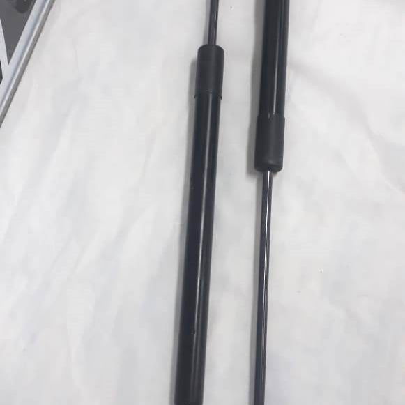 Par Amortecedor Tampa Traseira Mala Golf Tsi 2014 2015 2016