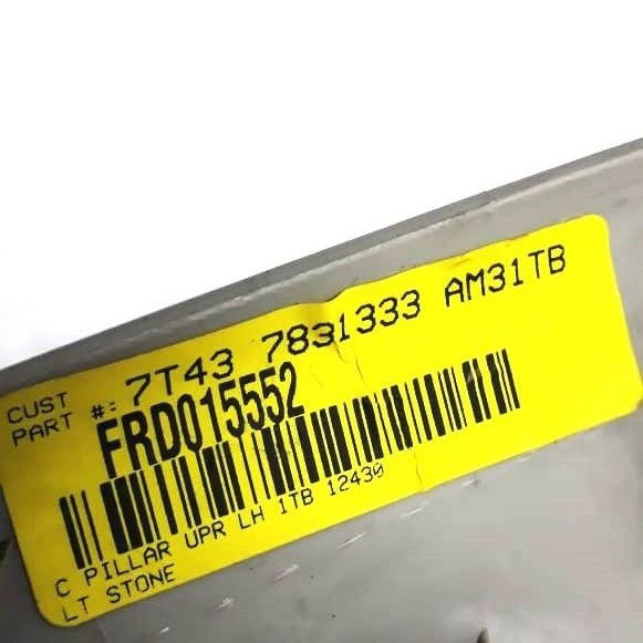 Acabamento Esquerdo Coluna Traseira Ford Edge 2009 2010