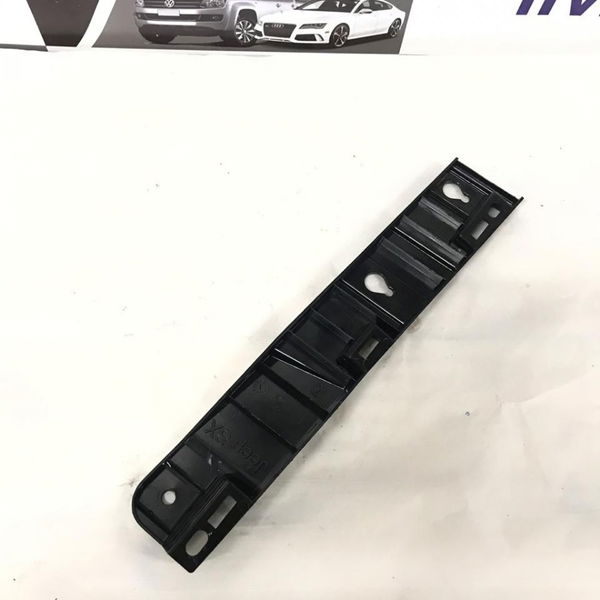 Suporte Moldura Coluna Porta D. Esquerda Renegade 2019 2020
