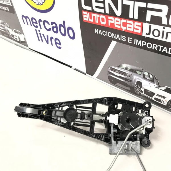 Maçaneta Externa Porta Dianteira Esquerda Tracker 2017 2018