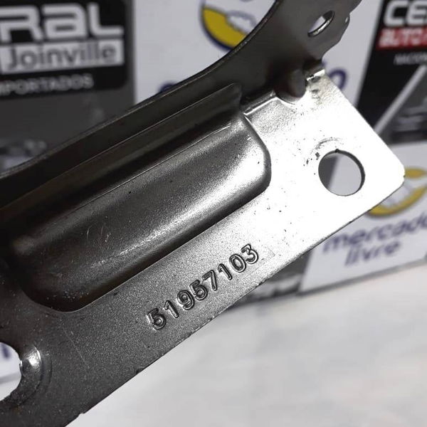 Suporte Fixação Jeep Renegade 1.8 Flex 2019 2020 - 51957103