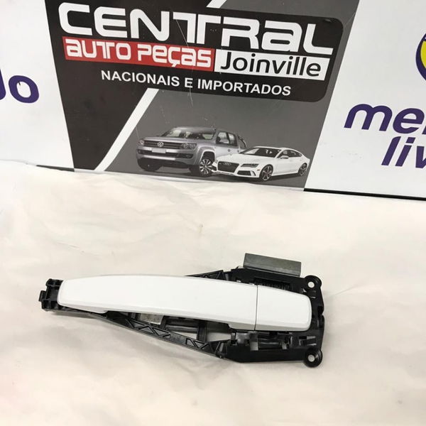 Maçaneta Externa Porta Traseira Esquerda Tracker 2017 2018