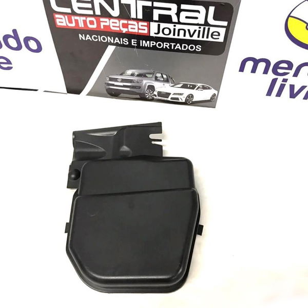Tampa Filtro Ar Cabine Direito Bmw X1 2.0 Turbo 2012 2013