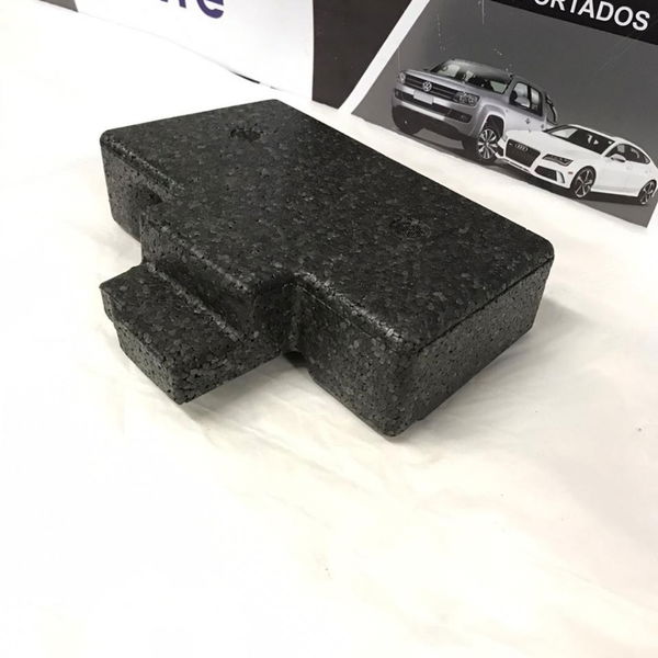 Isopor Acabamento Porta Malas Bmw X1 2.0 Turbo 2012 2013