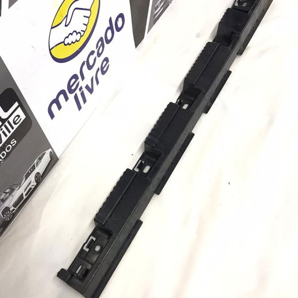 Guia Suporte Spoiler Esquerdo Bmw X1 2012 2013 51122991497