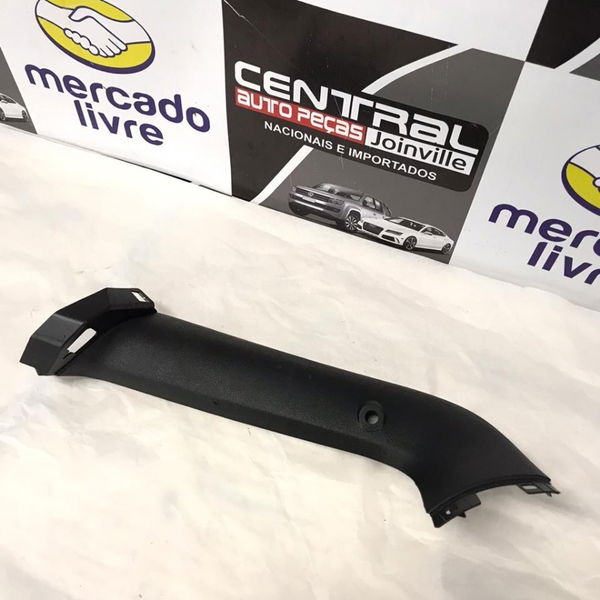 Acabamento Direito Tampa Traseira Bmw X1 Turbo 2012 2013