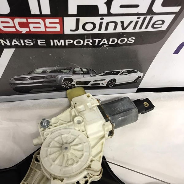 Máquina Vidro C/ Motor Dianteira Esquerda Bmw X1 2012 2013