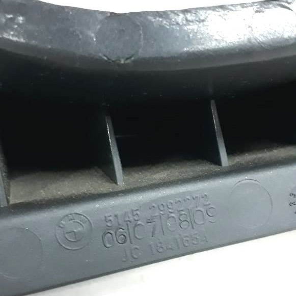 Acabamento Moldura Inferior Painel Bmw X1 Turbo 2012 2013