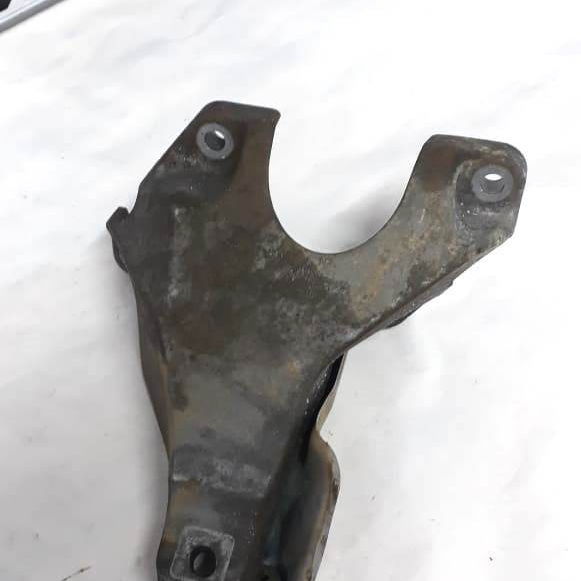Suporte Calço Coxim Direito Motor Bmw X1 2.0 Turbo 2012 2013