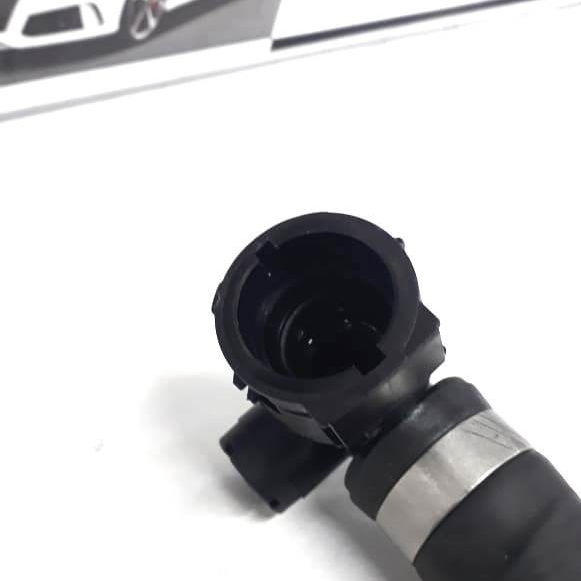 Mangueira Refrigeração Óleo Radiador Bmw X1 Turbo 2012 2013