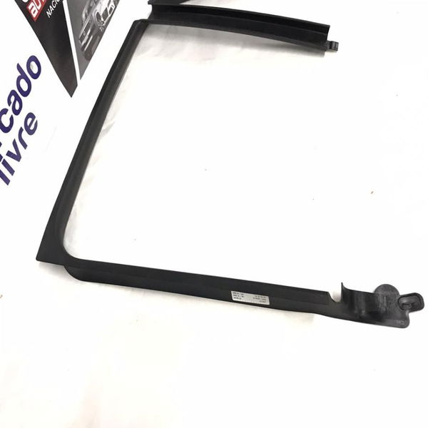 Acabamento Interno Porta Traseira Esquerda Bmw X1 2012 2013