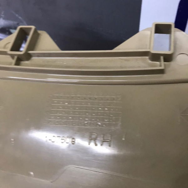 Acabamento Direito Coluna Inferior Bmw X6 2013 2014 9138228