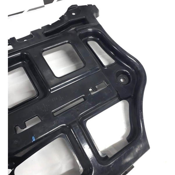 Guia Suporte Parachoque Traseiro Esquerdo Bmw 320i 2010 2011