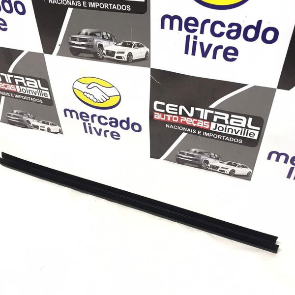 Pestana Borracha Interna Porta Dianteira Direita Toro 2019 