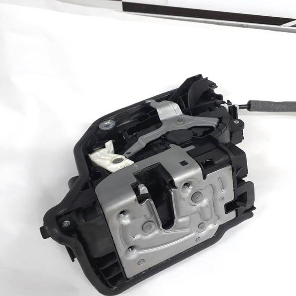 Fechadura Trava Porta Traseira Esquerda Bmw X5 F15 2015 2016