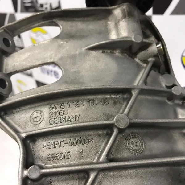 Suporte Compressor Ar Bmw X5 F15 3.0 35i 2015 2016 7585167