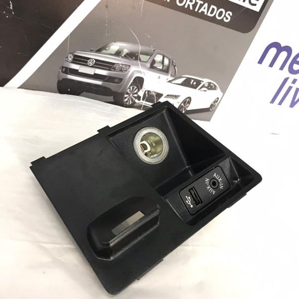 Acabamento Console Entrada Usb Auxiliar Bmw X6 35i 2013 2014