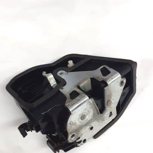 Fechadura Porta Traseira  Esquerda Bmw X6 3.0 35i 2013 2014