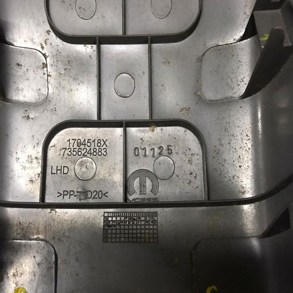 Acabamento Moldura Traseira Console Toro Volcano 2018 2019