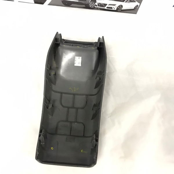 Acabamento Moldura Traseira Console Toro Volcano 2018 2019