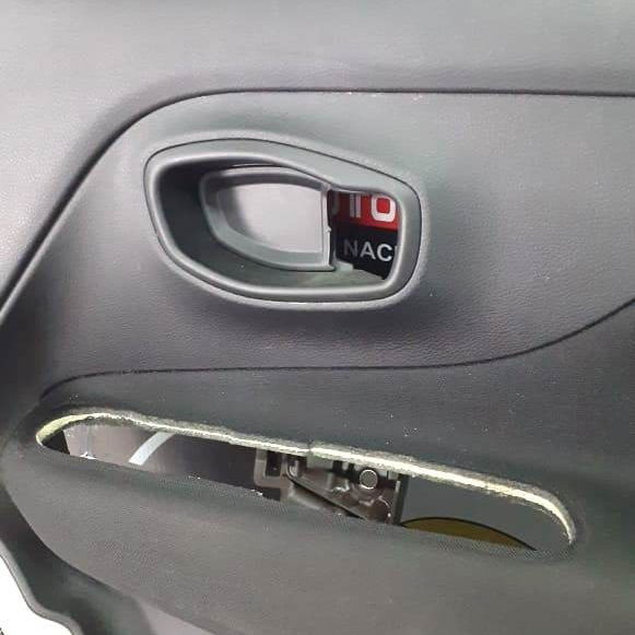 Forro Porta Dianteira Direita Jeep Renegade Flex 2015 2016