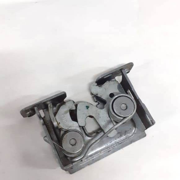 Fechadura Esquerda Capo Dianteiro Bmw X5 F15 35i 2015 2016